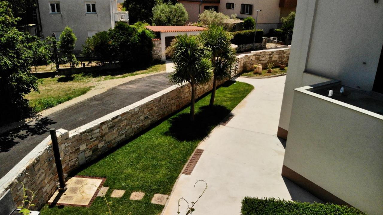 Predivan Novouredeni Apartman U Blizini Mora Banjole Exteriör bild